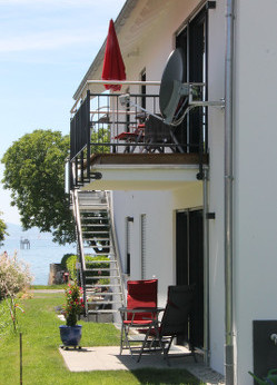 Balkon und Terrasse in Richtung See